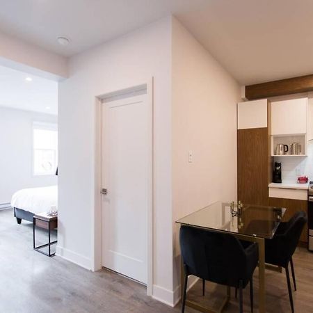 Live Like A Local In This Superb Loft By Den Stays 몬트리올 외부 사진